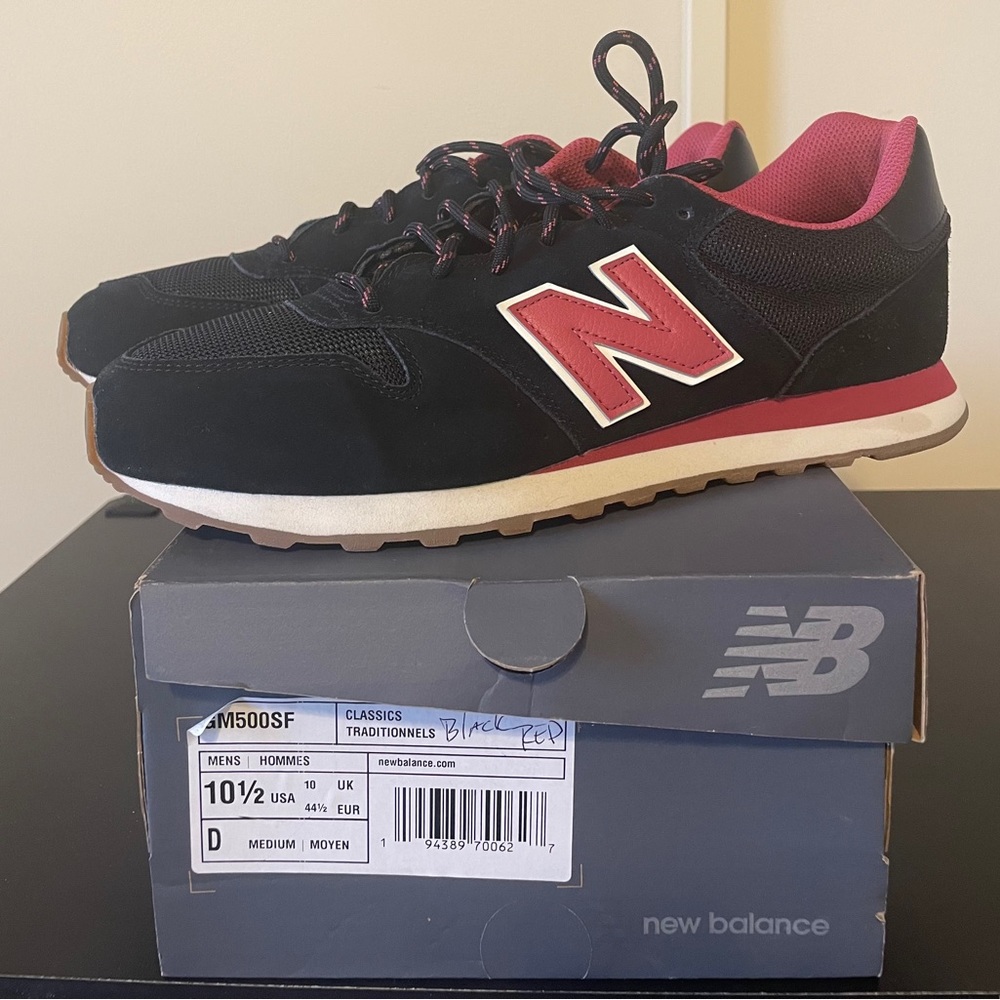 Black & red New Balance